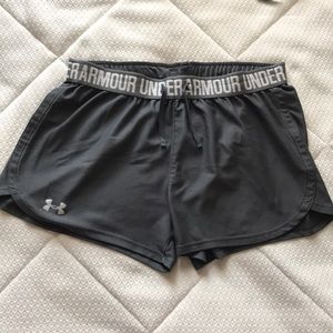 Underarmour shorts
